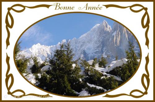 Carte postale Bonne Anne 2021 : Montagnes enneiges.